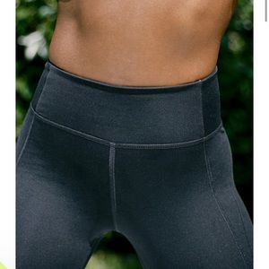 Girlfriend Collective Mid-Rise Compressive Leggings, black, small